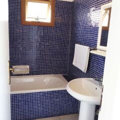 Отель Blue Peter Apartments Кипр, Протарас - отзывы, цены и фото номеров - забронировать отель Blue Peter Apartments онлайн ванная фото 2
