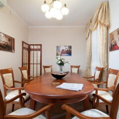 Отель Amigo City Centre в номере