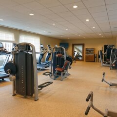 Отель Hilton Vancouver Metrotown Канада, Бурнаби - отзывы, цены и фото номеров - забронировать отель Hilton Vancouver Metrotown онлайн фитнесс-зал фото 2