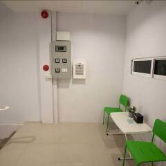 Ink 18/2 Hostel (Sukhumvit 22) Бангкок комната для гостей фото 3