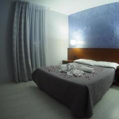 Hotel Montescano Сан-Мартино-Сиккомарио комната для гостей