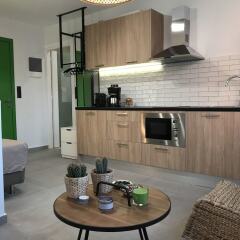 Апартаменты The Athenians Modern Apartments в номере