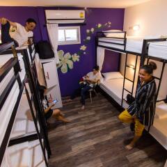 Отель Yodsiam Hostel Таиланд, Бангкок - отзывы, цены и фото номеров - забронировать отель Yodsiam Hostel онлайн интерьер отеля фото 3