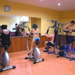 Caprice Beach Hotel фитнесс-зал