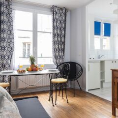 Отель Place des Vosges - Bastille Apartment Франция, Париж - отзывы, цены и фото номеров - забронировать отель Place des Vosges - Bastille Apartment онлайн комната для гостей фото 3