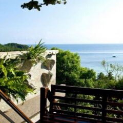 Отель Chintakiri Resort Таиланд, Остров Тау - отзывы, цены и фото номеров - забронировать отель Chintakiri Resort онлайн балкон