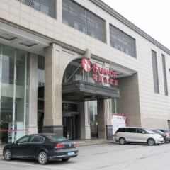 Отель Ramada парковка