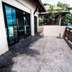 Отель Penn Sunset Villa 12 балкон