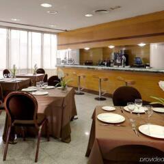 Отель Holiday Inn Madrid - Pirámides питание фото 3