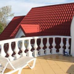 Гостиница Guest House Loran в Сочи отзывы, цены и фото номеров - забронировать гостиницу Guest House Loran онлайн балкон