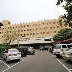Отель Astoria Hotel ОАЭ, Дубай - отзывы, цены и фото номеров - забронировать отель Astoria Hotel онлайн парковка