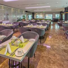 Отель Wyndham Dubai Marina Дубай питание