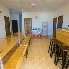 Alice Semporna Backpackers Hostel детские мероприятия
