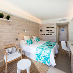 Отель FERGUS Style Palmanova - Adults Only комната для гостей фото 5