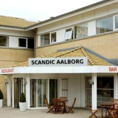 Отель Scandic Aalborg Øst парковка