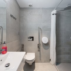 Yeah Barcelona Hostel in Barcelona, Spain from 174$, photos, reviews - zenhotels.com bathroom