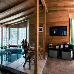 Winter Cottage In Peredelkino With Sauna in Moscow, Russia from 171$, photos, reviews - zenhotels.com pool photo 3