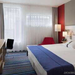 Отель Holiday Inn Prague Airport Чехия, Прага - 3 отзыва об отеле, цены и фото номеров - забронировать отель Holiday Inn Prague Airport онлайн комната для гостей фото 2