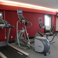 Отель Homewood Suites Columbus-Worthington Колумбус фитнесс-зал