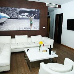 Отель Sky View Luxury Apartments Черногория, Будва - отзывы, цены и фото номеров - забронировать отель Sky View Luxury Apartments онлайн комната для гостей фото 4