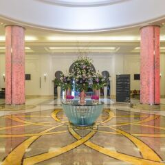 Отель The Ajman Palace интерьер отеля фото 3