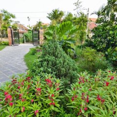 Отель Strawberry Garden Homestay