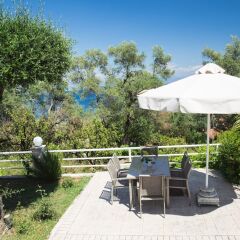 Апартаменты Brentanos Apartments ~ A ~ View of Paradise фото 3