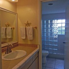 Flamboyan on the Bay Resort and Villas in St. Thomas, U.S. Virgin Islands from 243$, photos, reviews - zenhotels.com bathroom