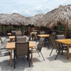 Отель The Inn At Great Bay Treasure Beach Jamaica Треже-Бич
