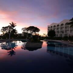 Starts Guam Resort Hotel бассейн фото 2