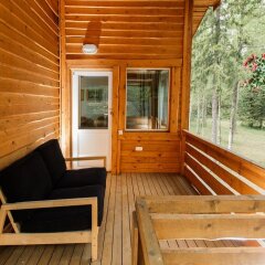 Гостиница Serebro Onegi Country Club в Деревянном отзывы, цены и фото номеров - забронировать гостиницу Serebro Onegi Country Club онлайн Деревянное балкон