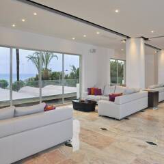 Отель Sol House Costa del Sol интерьер отеля