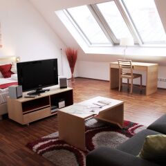Апартаменты CHECKVIENNA – APARTMENT MARIA-THERESIEN-STRAßE Вена комната для гостей фото 5