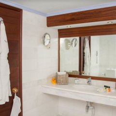 Отель Coral Thalassa Hotel Кипр, Пейя - отзывы, цены и фото номеров - забронировать отель Coral Thalassa Hotel онлайн ванная