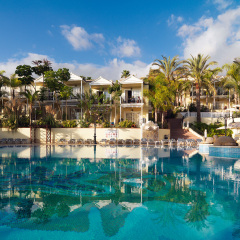 Отель Gran Oasis Resort бассейн