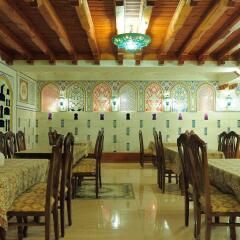 Ziyobaxsh Hotel