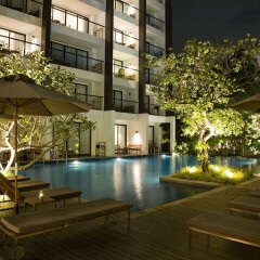 Отель Woodlands Suites Serviced Residences Таиланд, Паттайя - 4 отзыва об отеле, цены и фото номеров - забронировать отель Woodlands Suites Serviced Residences онлайн бассейн фото 3