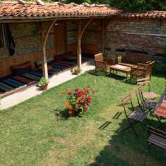 Отель Guest House Dimcho Kehaia's Cafe фото 13