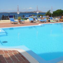 Отель Grand Hotel Smeraldo Beach Италия, Байя-Сардиния - 1 отзыв об отеле, цены и фото номеров - забронировать отель Grand Hotel Smeraldo Beach онлайн бассейн фото 2