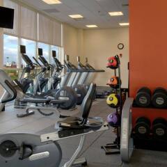 Отель Hilton Columbus/Polaris Колумбус фитнесс-зал фото 3