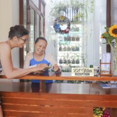 Отель Hien Hoa Villa Hoi An интерьер отеля