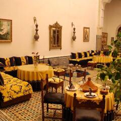 Отель Riad Lalla Zoubida Марокко, Фес - отзывы, цены и фото номеров - забронировать отель Riad Lalla Zoubida онлайн питание фото 2