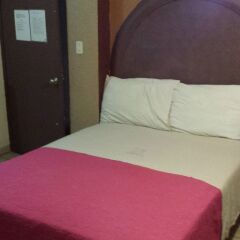 Hotel Suiza комната для гостей