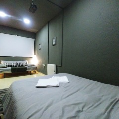 Отель Luxury Flat Legazpi комната для гостей фото 4