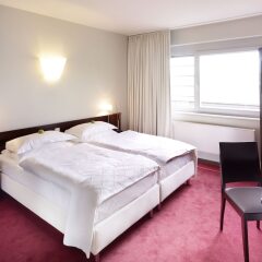Отель The New Yorker Hotel Köln-Messe Германия, Кёльн - 8 отзывов об отеле, цены и фото номеров - забронировать отель The New Yorker Hotel Köln-Messe онлайн комната для гостей фото 3