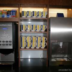 Отель Holiday Inn Express London City развлечения