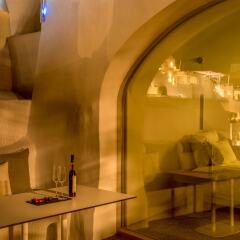 Отель Echoes Luxury Suites by Canvas - Adults Only Греция, Остров Санторини - отзывы, цены и фото номеров - забронировать отель Echoes Luxury Suites by Canvas - Adults Only онлайн интерьер отеля