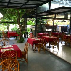 Отель Cosy Beach View Condominium Official Паттайя питание