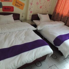 Ha Long Happy Hostel - Adults Only комната для гостей фото 3