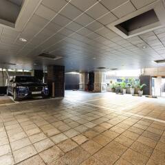 The California Hotel Seoul Seocho парковка